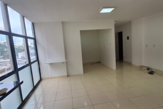 Sala no Ed. Dom João VI (Comércio)