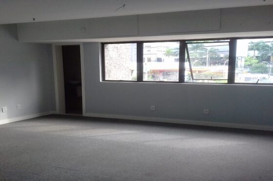 Sala no Edifício Ômega Empresarial